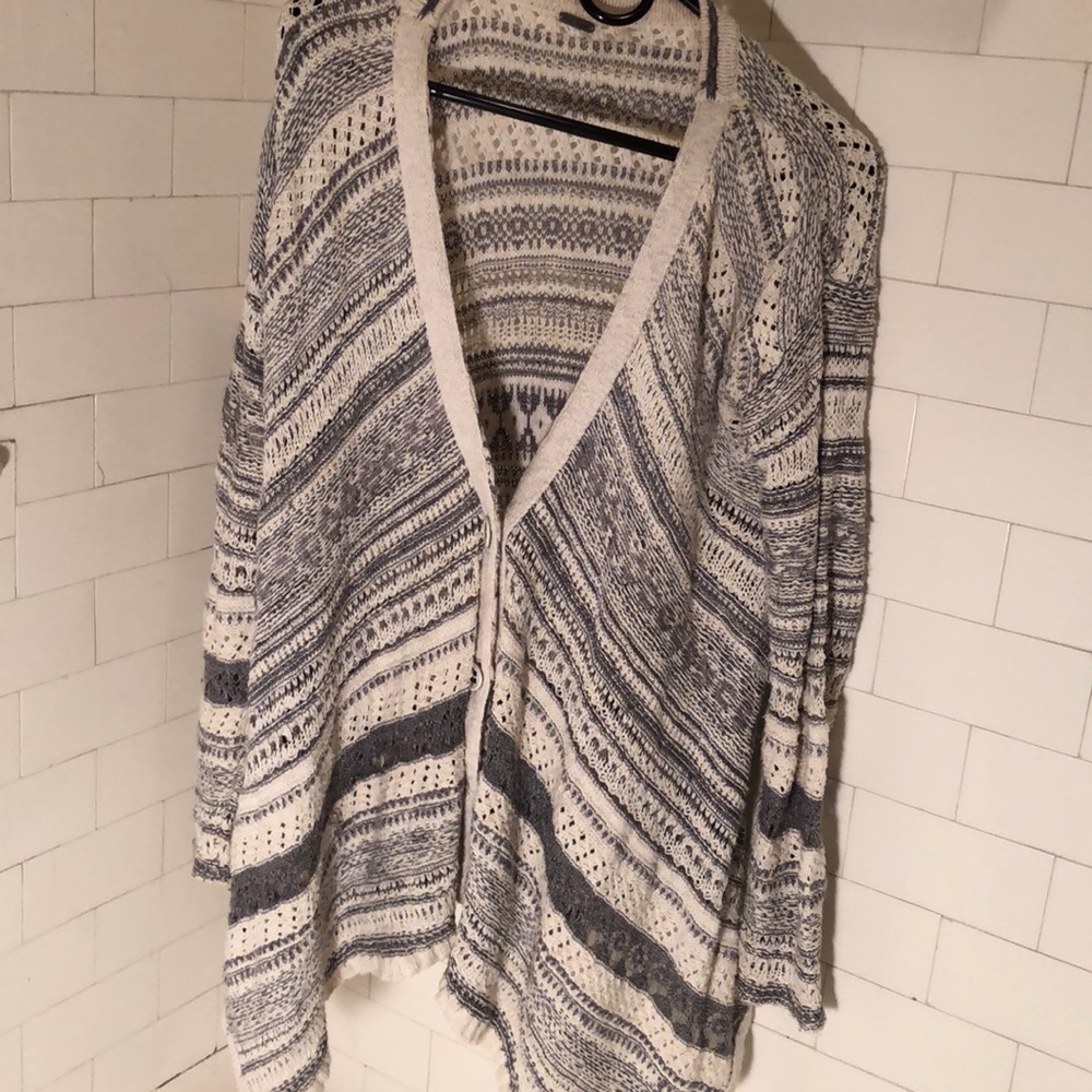 Free people sweater! 🧥